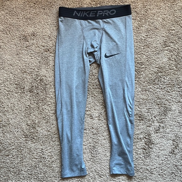 Mens Nike Pro Dri-Fit 3/4 Compression Pants Small Mens Nike Leggings - Picture 1 of 10